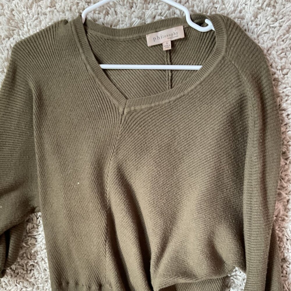 🧶 Olive Ribbed Knit Sweater – Philosophy by Republic Clothing (S)
